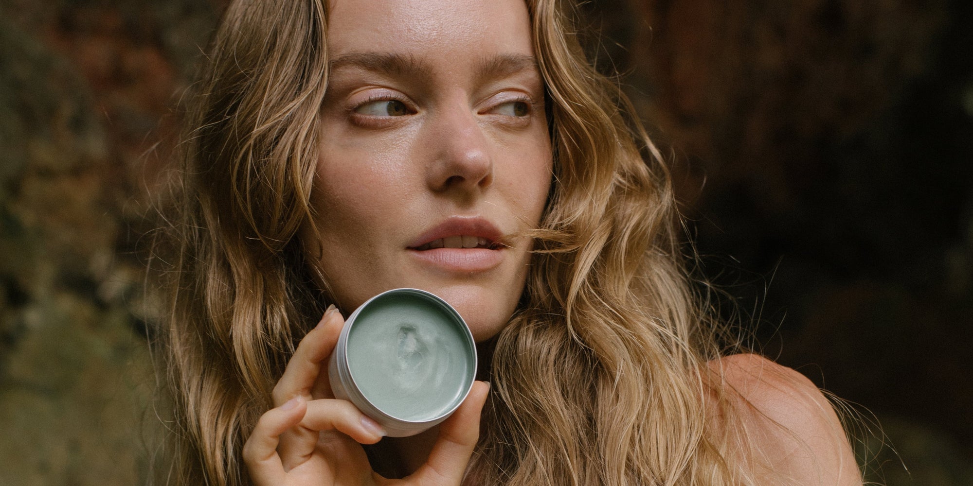 A jar of Tuttofare Roman Blue Tallow Balm highlighting the use of beef tallow in skincare as a trending ingredient